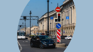 Бензин подешевел впервые с марта: топливному кризису конец?